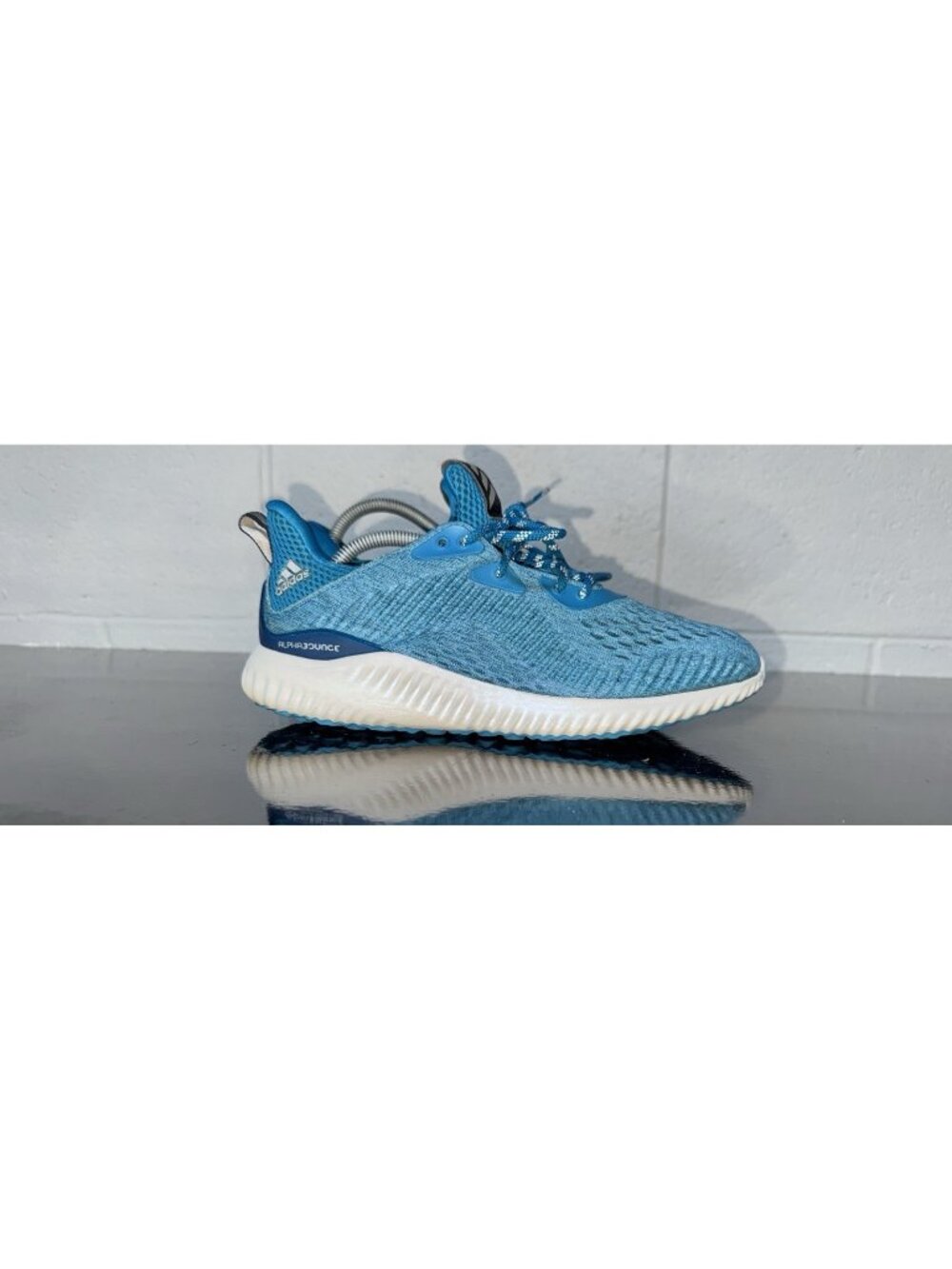 Adidas AlphaBounce EM Womens Athletic Running Shoes Size 7.5 Blue Gray Black
